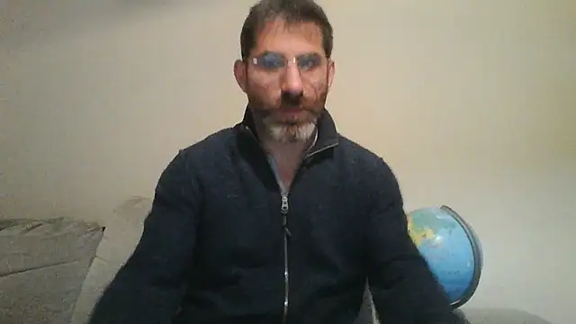 alcatraz009 online show from November 14, 2025, 8:12 pm