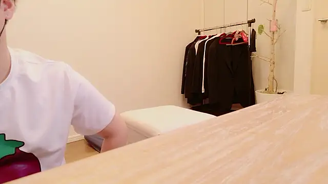 Snapshot of undo-busoku69 chatting on February 3, 2026, 7:46 am undo-busoku69 online show from February 3, 2026, 7:46 am