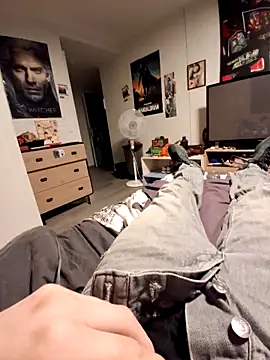 stev3w online show from November 7, 2025, 6:29 am