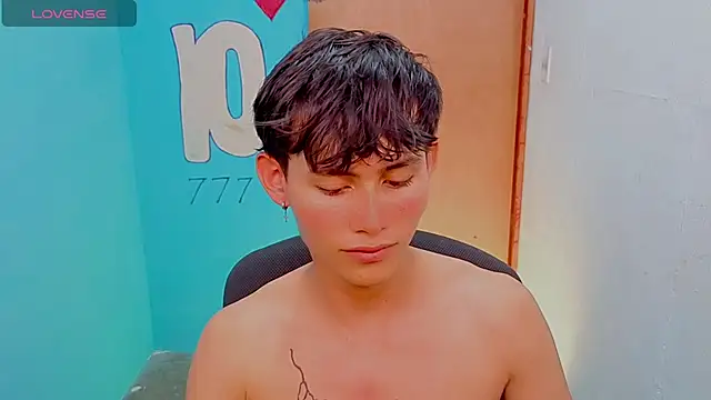 tanjiro cute online show from April 10, 2026, 4:19 am