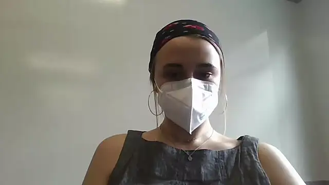 charlysangelll online show from September 24, 2025, 7:31 pm