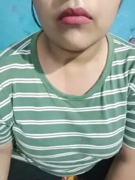 Love-Veronica online show from July 19, 2026, 5:53 pm