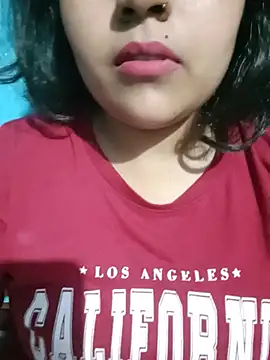 Love-Veronica online show from July 14, 2026, 6:47 pm