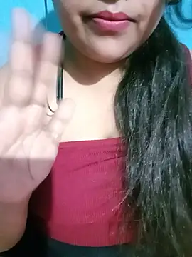 Love-Veronica online show from July 4, 2026, 11:38 am