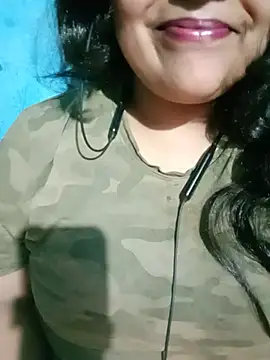 Love-Veronica online show from June 25, 2026, 6:24 pm
