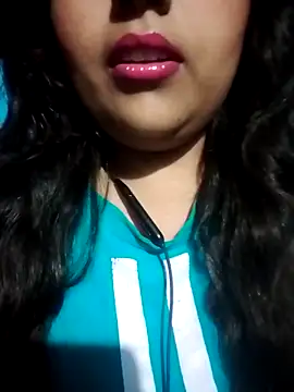 Snapshot of Love-Veronica chatting on February 11, 2026, 6:08 pm Love-Veronica online show from February 11, 2026, 6:08 pm