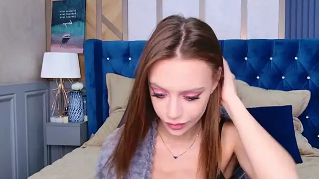 RebeccaMartons online show from February 17, 2025, 10:05 pm