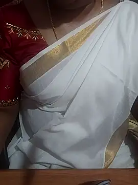 Sujithra78 online show from December 30, 2024, 1:03 pm
