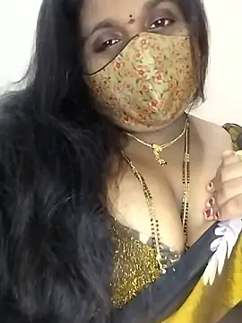 Sexy Radhikaa online show from March 18, 2026, 7:44 am