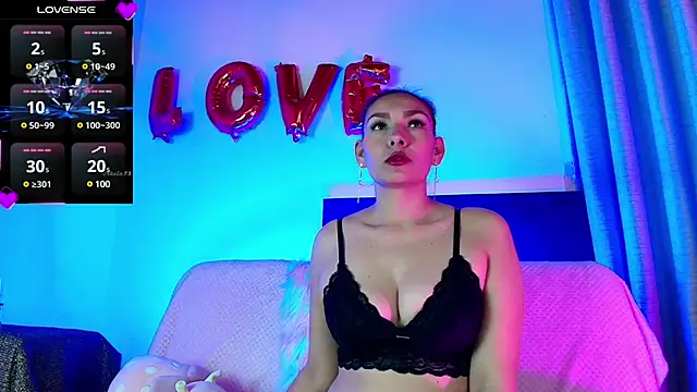 Snapshot of Carol_love0411 chatting on March 12, 2025, 4:24 pm Carol love0411 online show from March 12, 2025, 4:24 pm