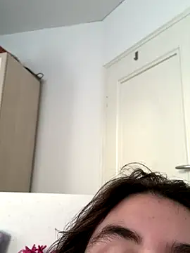 Snapshot of hotiee chatting on December 4, 2024, 9:12 am hotiee online show from December 4, 2024, 9:12 am