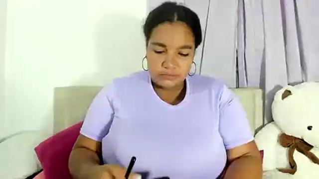 macarenaawills online show from April 5, 2026, 4:57 pm