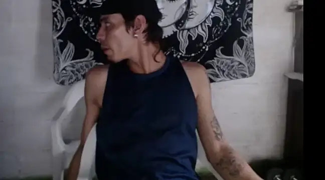 tayler punk noise online show from December 23, 2024, 10:12 pm