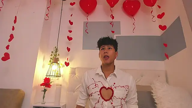 Snapshot of RaidenBoy1 chatting on February 14, 2025, 8:05 pm RaidenBoy1 online show from February 14, 2025, 8:05 pm