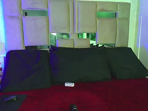 natacha  black  online show from January 17, 2026, 4:49 am