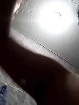 Naomy veracruz  online show from April 15, 2026, 11:05 am