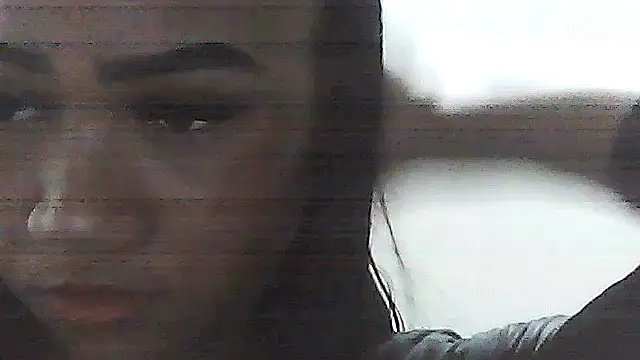 Snapshot of Fariana01 chatting on May 3, 2026, 10:57 pm Fariana01 online show from May 3, 2026, 10:57 pm
