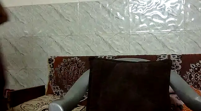Snapshot of Hawt_Shreya chatting on January 24, 2025, 5:42 pm Hawt Shreya online show from January 24, 2025, 5:42 pm