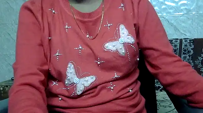 Snapshot of Hawt_Shreya chatting on February 3, 2025, 6:49 pm Hawt Shreya online show from February 3, 2025, 6:49 pm