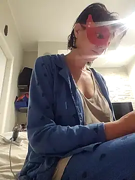 Vagabondainnamorata online show from October 26, 2025, 5:41 am