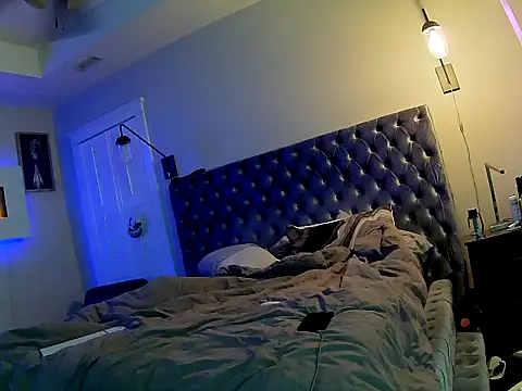 Bignc online show from October 19, 2025, 5:54 am