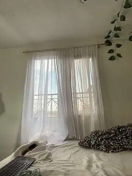 LollaByer online show from March 29, 2026, 9:38 pm