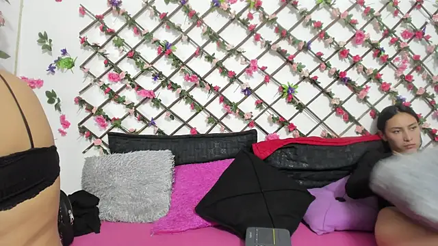 thedream girls online show from March 22, 2025, 6:14 pm