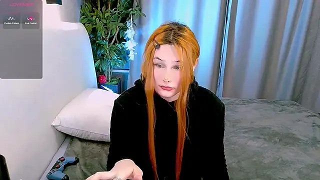 Kleo Godde online show from February 15, 2025, 9:06 pm