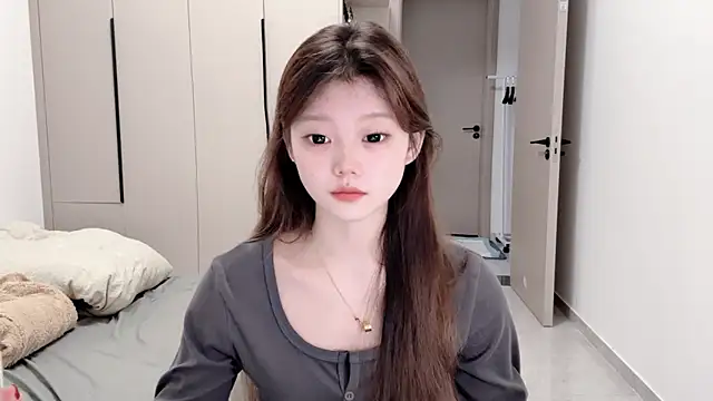 yangyang-1115 online show from October 16, 2025, 4:54 am