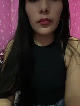 Velyn 18 online show from December 17, 2025, 8:58 pm