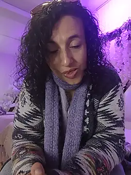 AriannaRussell  online show from June 6, 2026, 12:43 pm