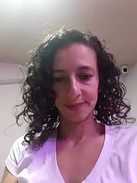 Snapshot of AriannaRussell_ chatting on June 27, 2026, 1:17 pm AriannaRussell online show from June 27, 2026, 1:17 pm