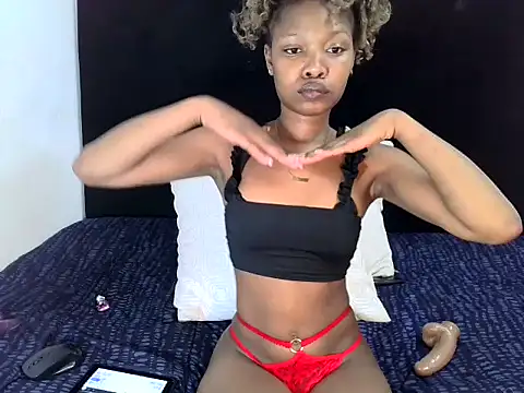 RayaBae online show from April 6, 2026, 9:21 am