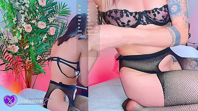 Snapshot of Kinky__Karo chatting on July 20, 2026, 1:24 am Kinky Karo online show from July 20, 2026, 1:24 am