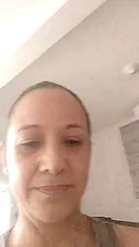 nicolle milf1978 online show from October 16, 2025, 12:57 pm