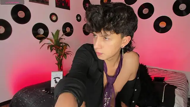 juandaaap online show from March 25, 2026, 8:41 pm