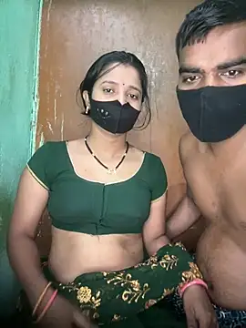 Suhani512 online show from June 15, 2026, 11:37 pm
