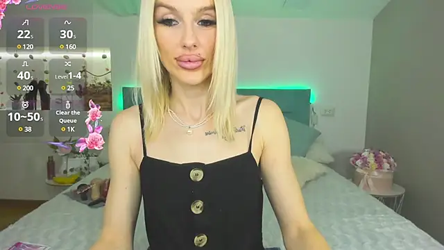 Snapshot of Lana_kitty__ chatting on March 12, 2025, 3:02 am Lana kitty online show from March 12, 2025, 3:02 am