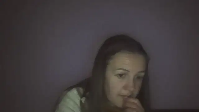 Milaniya261 online show from April 21, 2026, 3:02 am