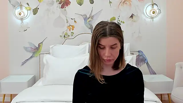 Snapshot of VikkiStorm chatting on February 5, 2025, 3:45 am VikkiStorm online show from February 5, 2025, 3:45 am