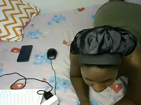 Snapshot of Hotnessy chatting on December 30, 2024, 5:34 pm Hotnessy online show from December 30, 2024, 5:34 pm