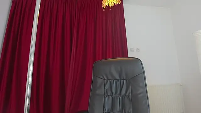 Snapshot of Anne_Blueeyes chatting on November 9, 2025, 8:02 pm Anne Blueeyes online show from November 9, 2025, 8:02 pm