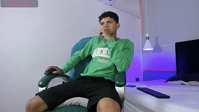 Jeffry wolvess online show from February 27, 2026, 11:37 pm