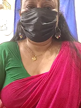 Snapshot of rekha_naier chatting on June 19, 2026, 5:24 am rekha naier online show from June 19, 2026, 5:24 am