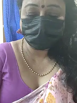 Snapshot of rekha_naier chatting on September 18, 2025, 2:31 pm rekha naier online show from September 18, 2025, 2:31 pm
