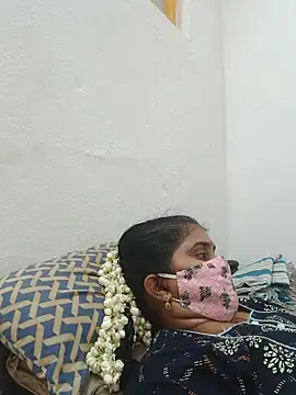 ammullu456 online show from June 17, 2026, 4:28 pm