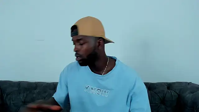 Dylan Taylor online show from October 14, 2025, 2:12 am