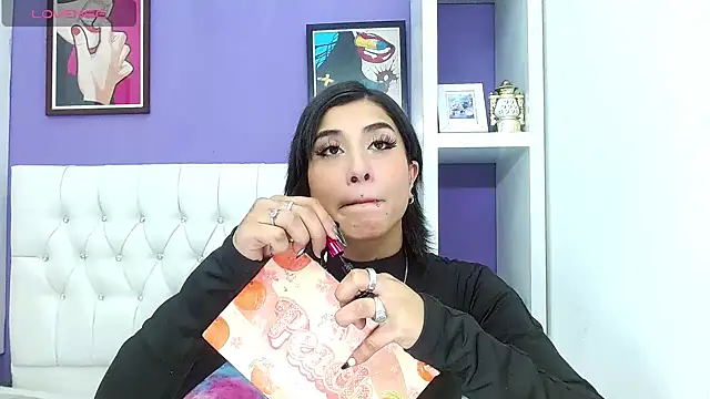 aliss-diaz online show from January 29, 2025, 11:56 pm