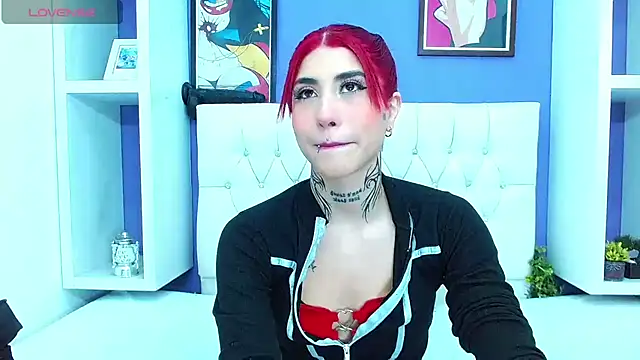 aliss-diaz online show from March 10, 2025, 8:12 pm