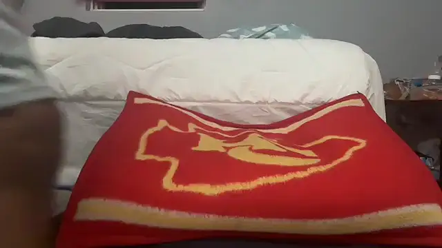 Snapshot of skarfosbabes69 chatting on October 18, 2025, 8:27 am skarfosbabes69 online show from October 18, 2025, 8:27 am